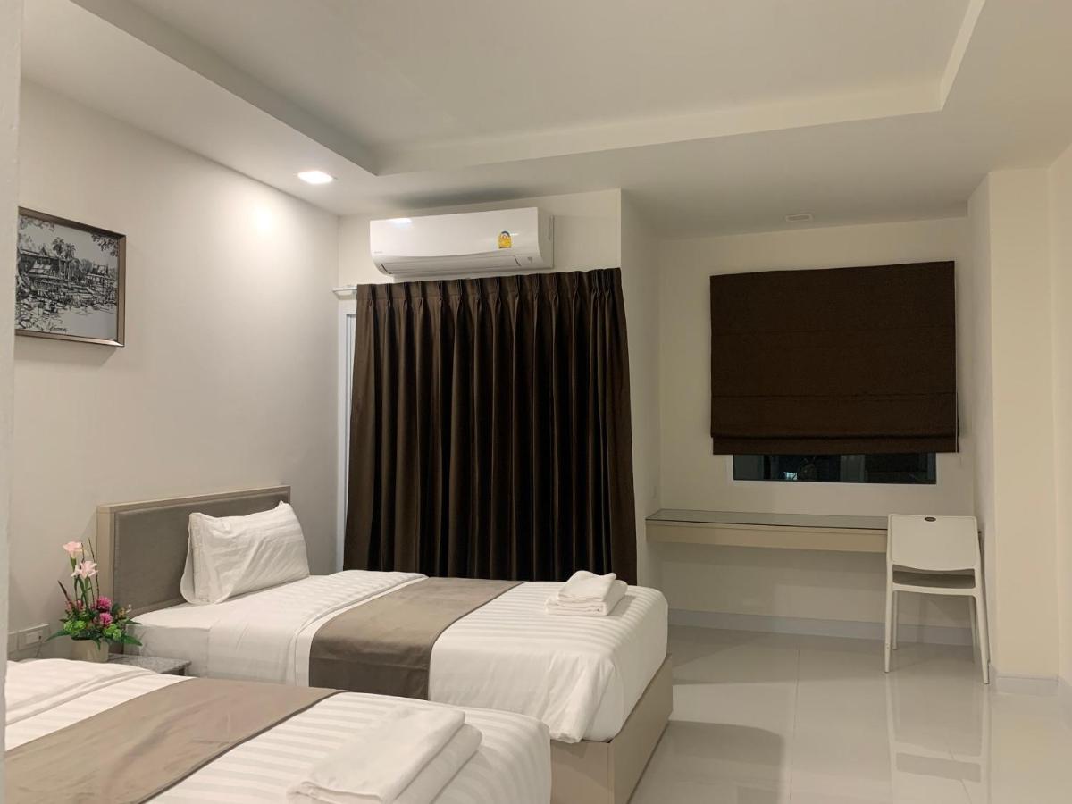 Icare Residence & Hotel Bangkok Exterior photo